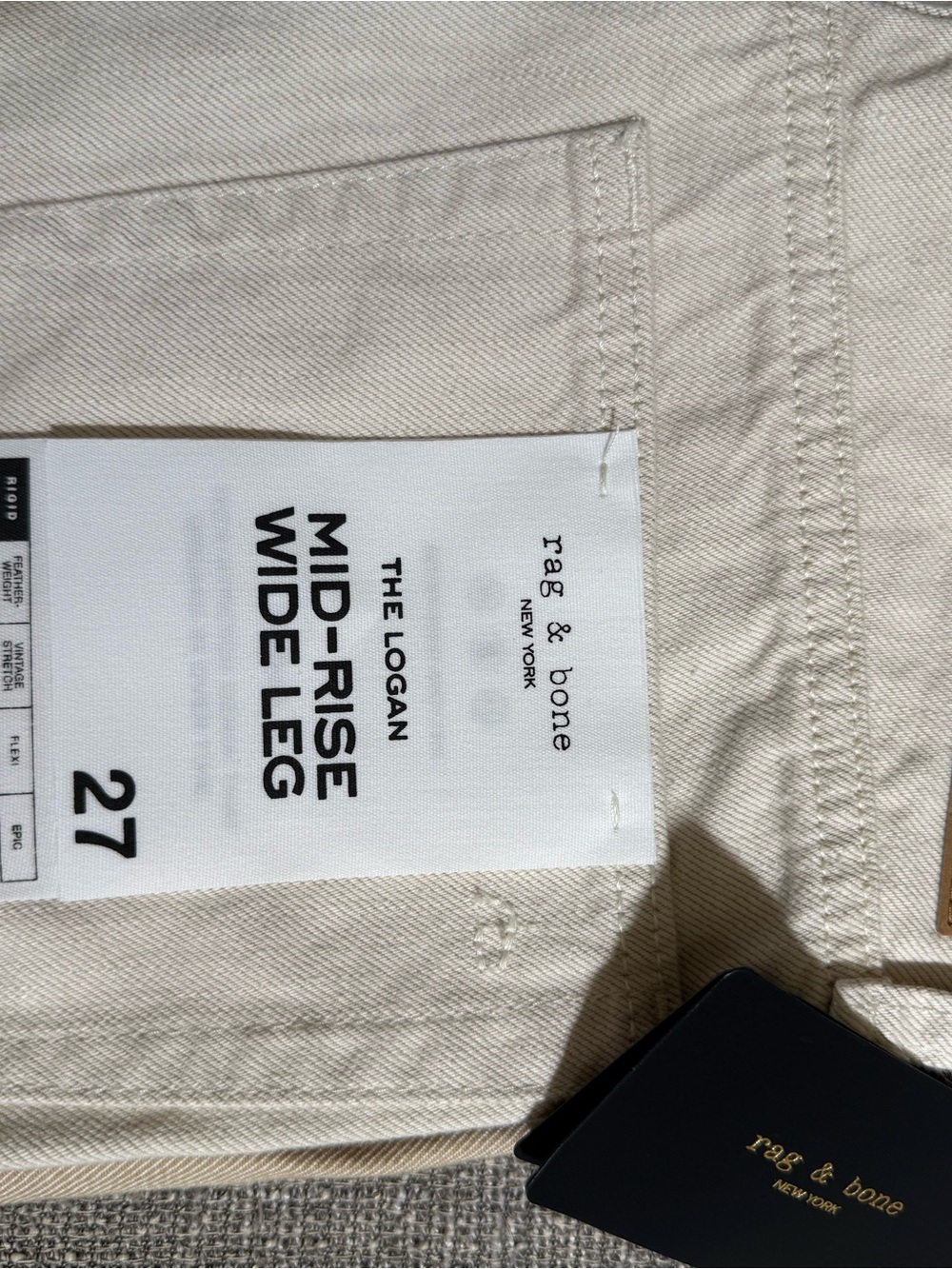 rag & bone The Logan Mid-Rise Wide Leg Jeans in Beige